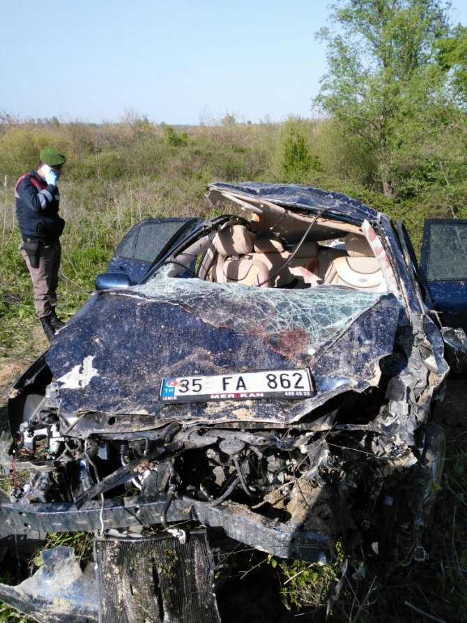 Edirne'de trafik kazası: 1 ölü, 4 yaralı