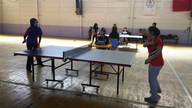 Çubuk’ta masa tenisi turnuvası düzenlendi