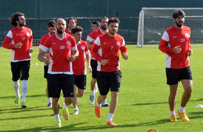 Antalyaspor'da Kayserispor maçı hazırlıkları başladı