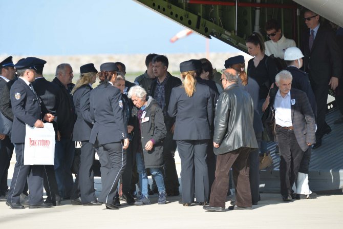 Şehit polis Özmen'in naaşı Ordu'ya getirildi