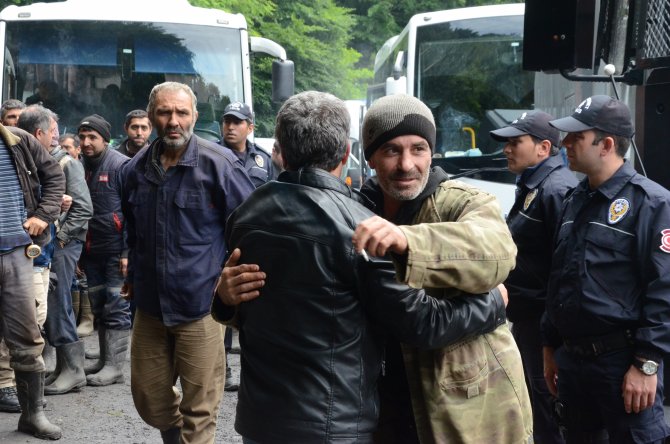 Zonguldak'ta maden işçilerinin maaş eylemine son vermesi