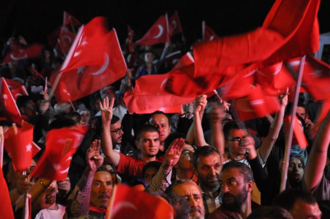 FETÖ'nün darbe girişimine tepkiler