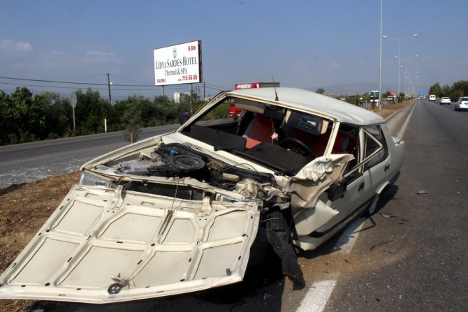 Manisa'da trafik kazaları: 1 ölü, 7 yaralı