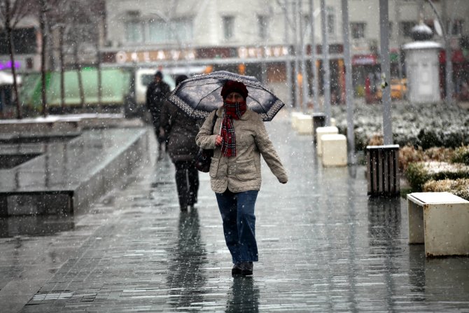 Bolu Dağı'nda yoğun kar yağışı