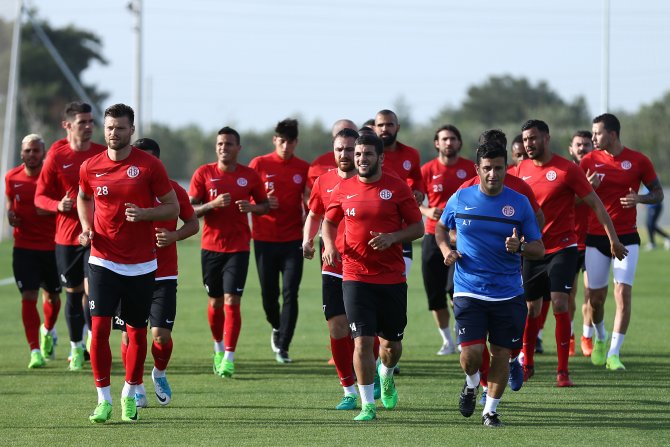 Antalyaspor'da Medipol Başakşehir maçı hazırlıkları