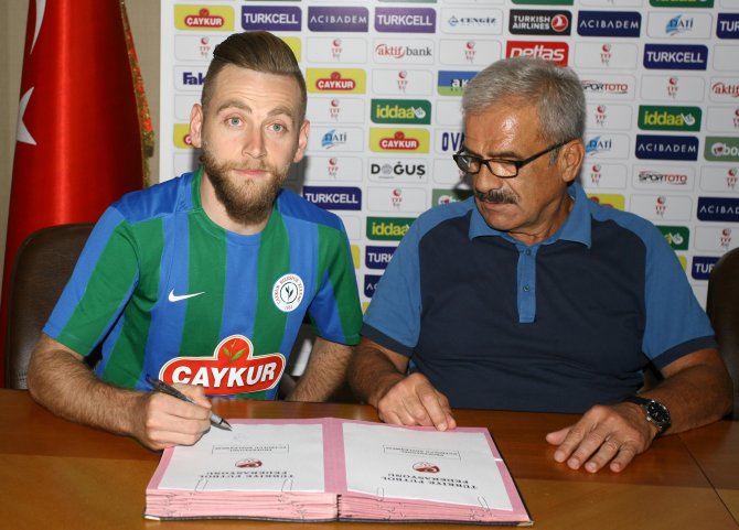 Çaykur Rizespor'da iki imza