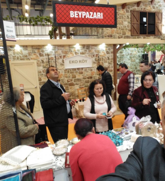 Beypazarı EMITT Fuarı'na el sanatlarıyla katıldı