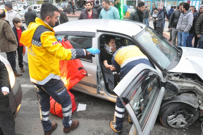 Zonguldak'ta trafik kazası: 4 yaralı