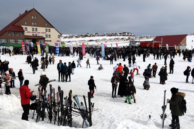 Bingöl'de 3. Hesarek Kayak Festivali