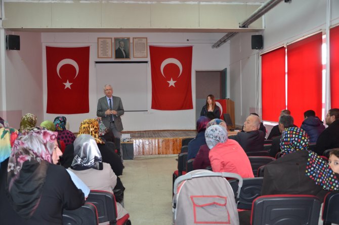 Kızılcahamam'da sağlık konferansı düzenlendi