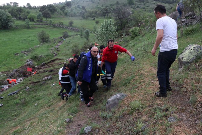 GÜNCELLEME - Yangına giden itfaiye kaza yaptı: 2 şehit