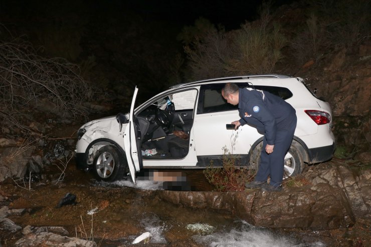 Muğla'da otomobil dereye düştü: 1 ölü