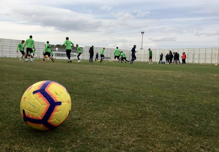 Konyaspor, Beşiktaş maçında galibiyete kilitlendi