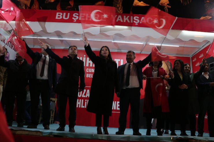 "Başka bir partiden aday oluyorsan bileğine, yüreğine güveneceksin"