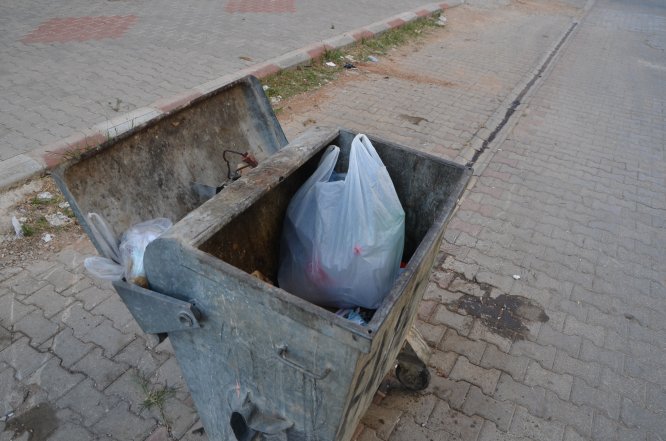 GÜNCELLEME - Çöp konteynerinde yeni doğmuş bebek bulundu