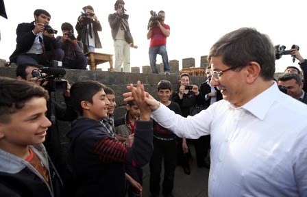 ahmet_davutoglu_1175.jpg