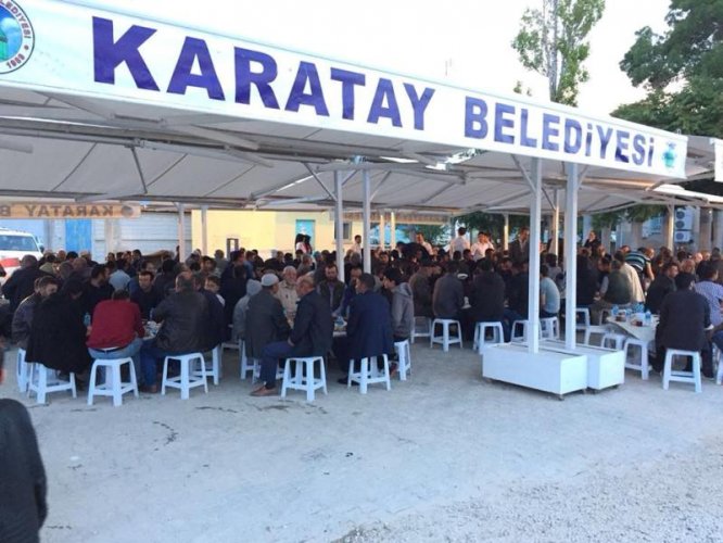 karatayda-iftar-bulusmalari-akoren-kisla-mahallesinde-devam-etti-(3).jpg