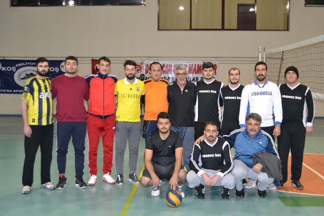 kulu’da-kaymakamlik-voleybol-turnuvasi--(4).jpg