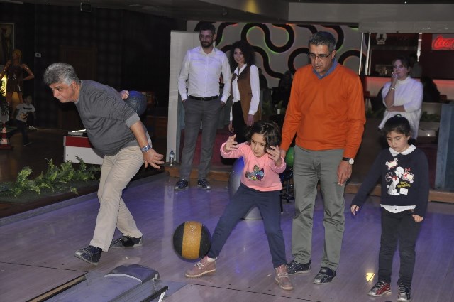 makine-muhendisleri-bowling-turnuvasinda-bulustu-(2).jpg